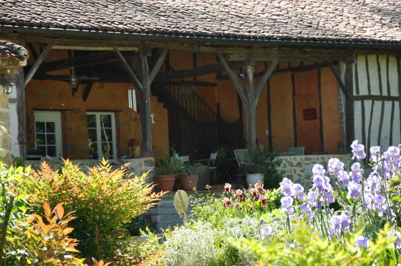 Domaine De Hongrie Hotel Ногаро Екстериор снимка